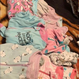 3T (feet in sleepers)